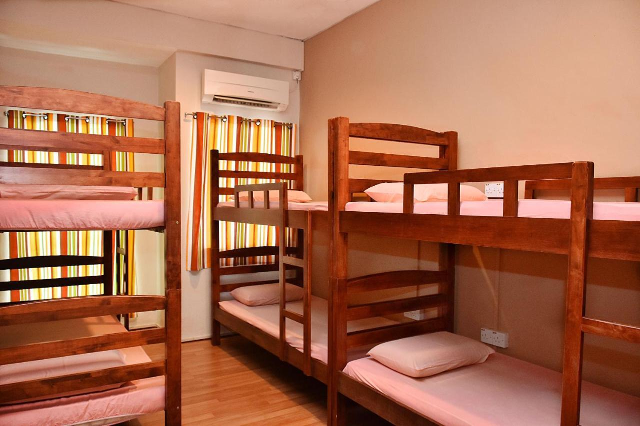 Harbourside Backpackers Hostel SDK Exterior foto